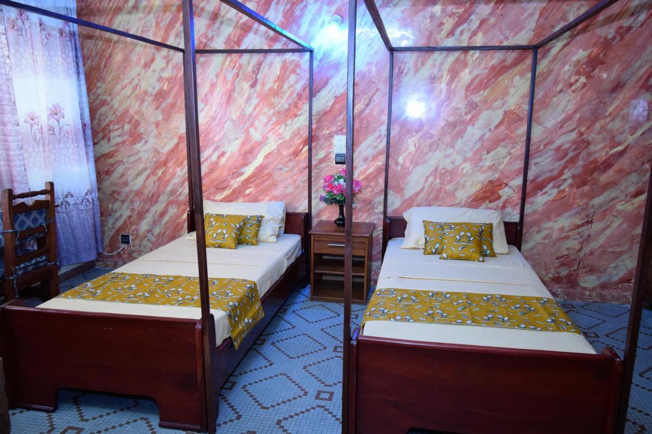 B&B Chez Rita Котону Екстер'єр фото